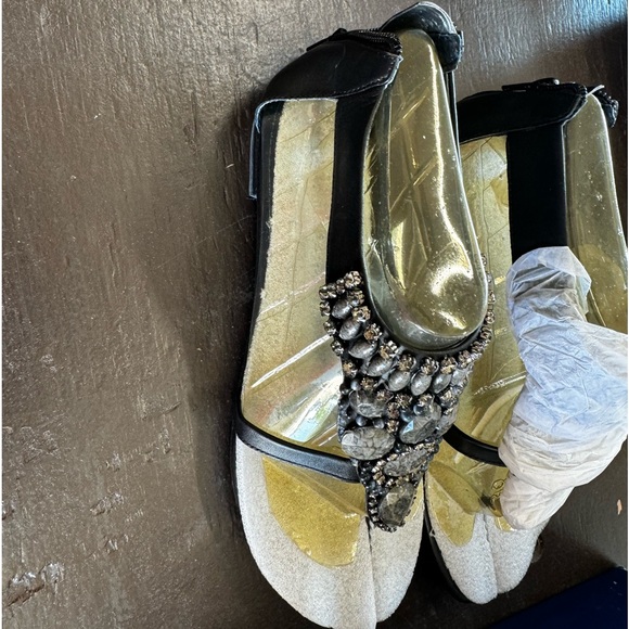 Arturo Chaing Sandals - Picture 5 of 5